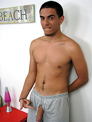 Jake works Vincent up and fast as he sucks on his horse cock